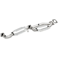 Load image into Gallery viewer, MagnaFlow Direct Fit Catalytic Converter 99-02 Windstar 3.8L