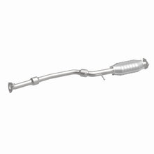 Load image into Gallery viewer, MagnaFlow Direct Fit Catalytic Converter 99-02 Lanos 1.6 rear OEM