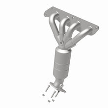 Load image into Gallery viewer, MagnaFlow Direct Fit Catalytic Converter 05-07 Escape 2.3 Manifold
