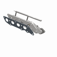 Load image into Gallery viewer, MagnaFlow Direct Fit Catalytic Converter 07 Ford Focus 2.0L Manifold **CA Emissions**