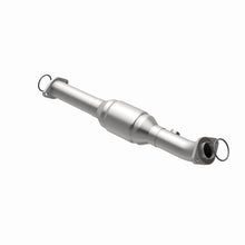 Load image into Gallery viewer, MagnaFlow Direct Fit Catalytic Converter 05-09 Toyota Tacoma 4.0L P/S Rear