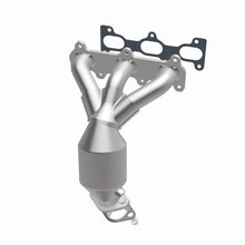 Load image into Gallery viewer, MagnaFlow Direct Fit Catalytic Converter 02-06 Hyun/Kia 2.7 frt OEM