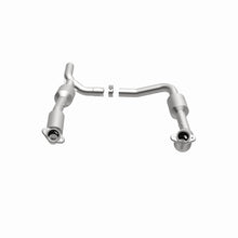 Load image into Gallery viewer, MagnaFlow Direct Fit Catalytic Converter 2008+ Ford E-150 4.6L