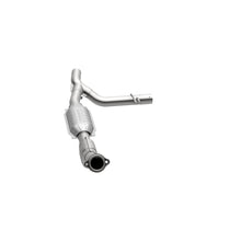 Load image into Gallery viewer, MagnaFlow Direct Fit Catalytic Converter 97-98 Expedition-Navigator