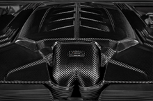 Load image into Gallery viewer, Eventuri Lamborghini Urus/ Audi RSQ8 SQ8 SQ7/ Porshe Cayenne Turbo GTS/S Carbon Intake