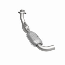 Load image into Gallery viewer, MagnaFlow Direct Fit Catalytic Converter 01-04 Ford F-150 4.2L 2wd